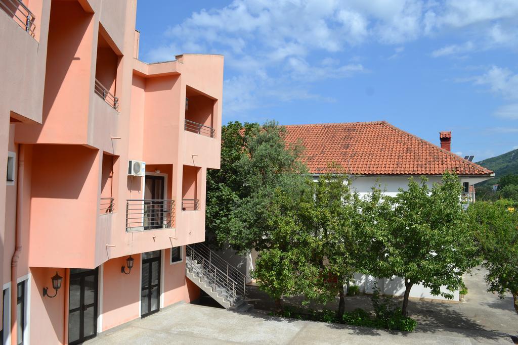 Guesthouse Orlovic Budva Luaran gambar