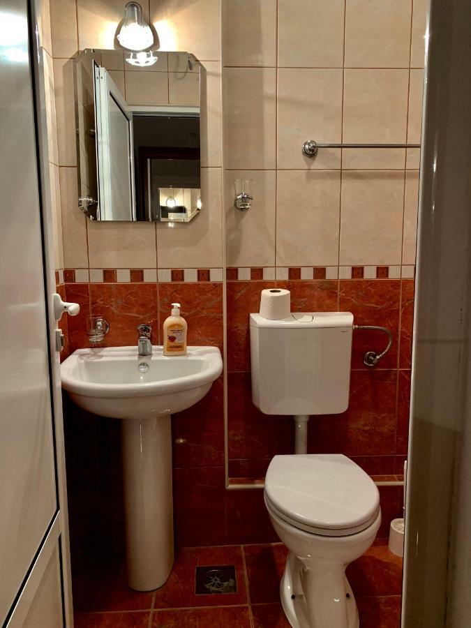 Guesthouse Orlovic Budva Luaran gambar